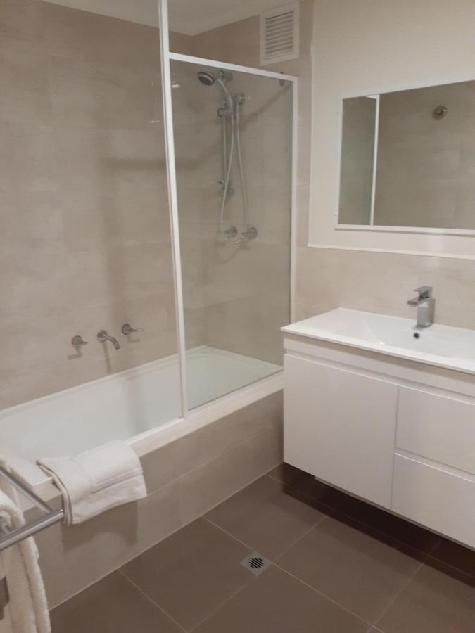 Central City Exclusive Apartments Перт Экстерьер фото