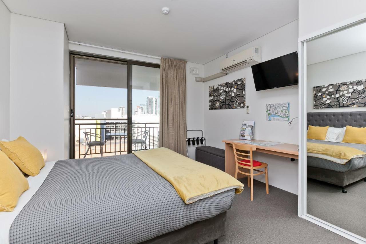 Central City Exclusive Apartments Перт Экстерьер фото